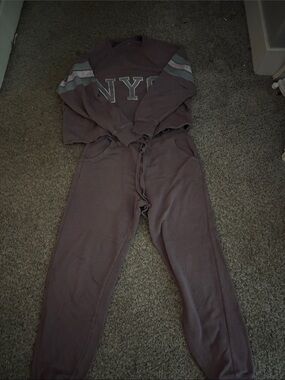 aerie mauve sweatset